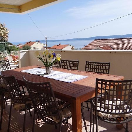 Helle Ferienwohnung Mit Sonnenbalkon Mit Meerblick Trogir Exterior photo