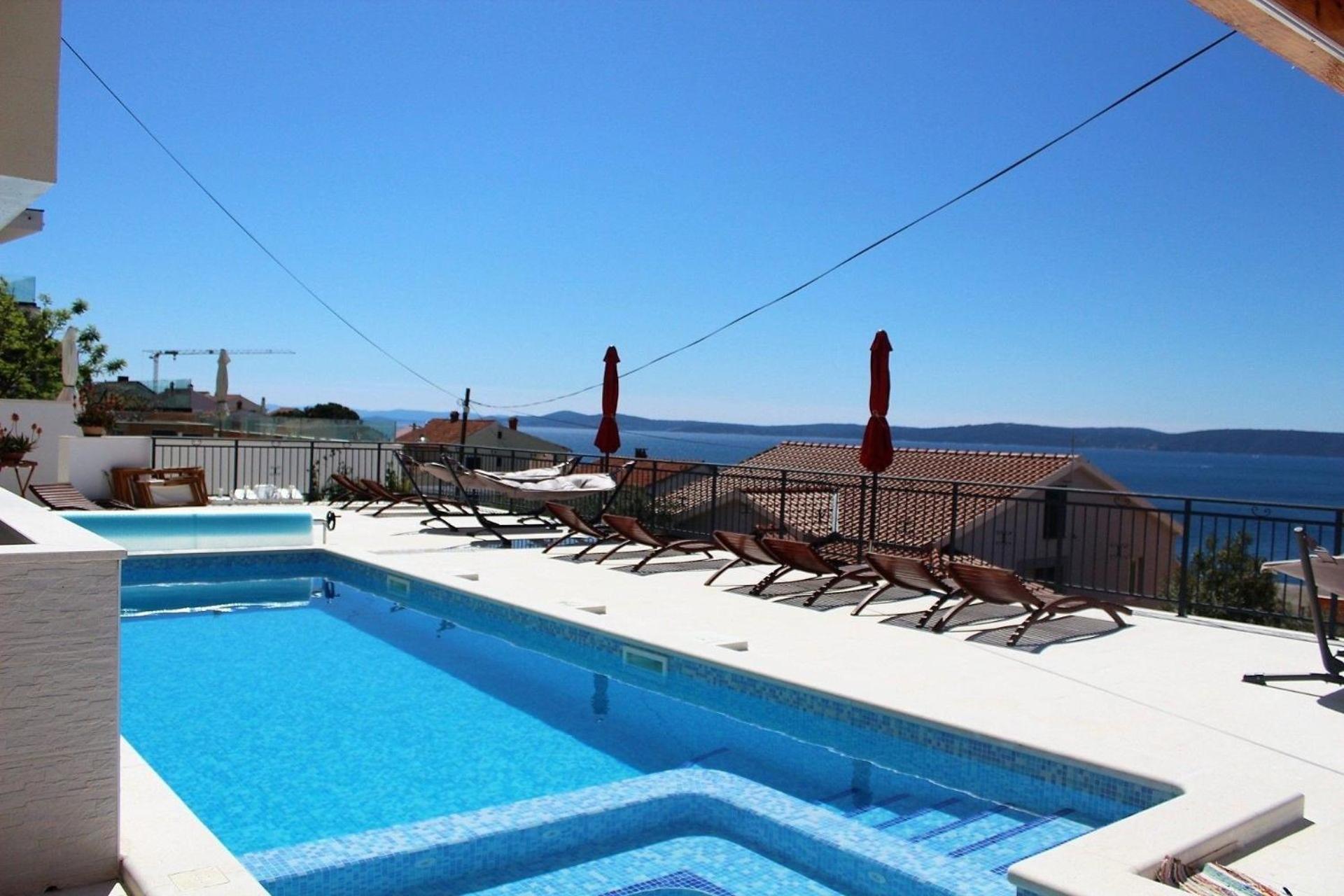 Helle Ferienwohnung Mit Sonnenbalkon Mit Meerblick Trogir Exterior photo